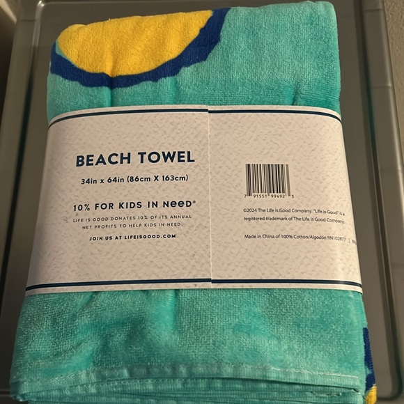 COPY - Life is good beach towel NWT - Picture 3 of 4